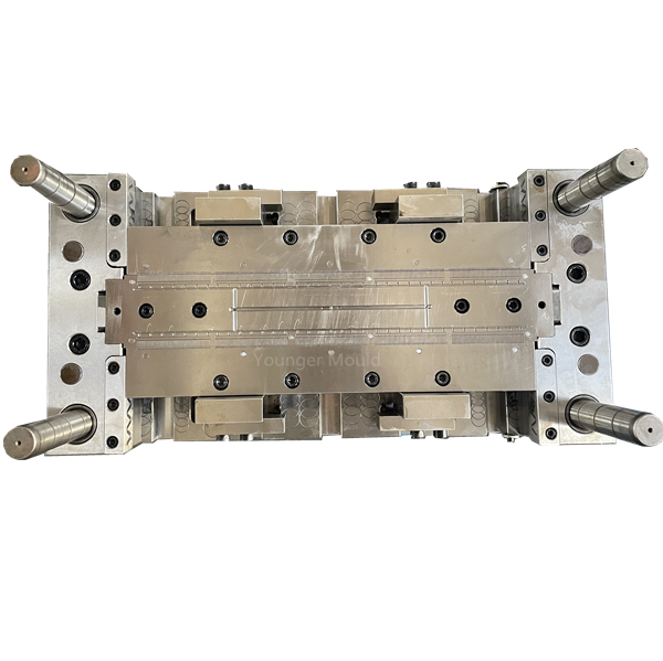 Cloths Lable Pin Making Machine